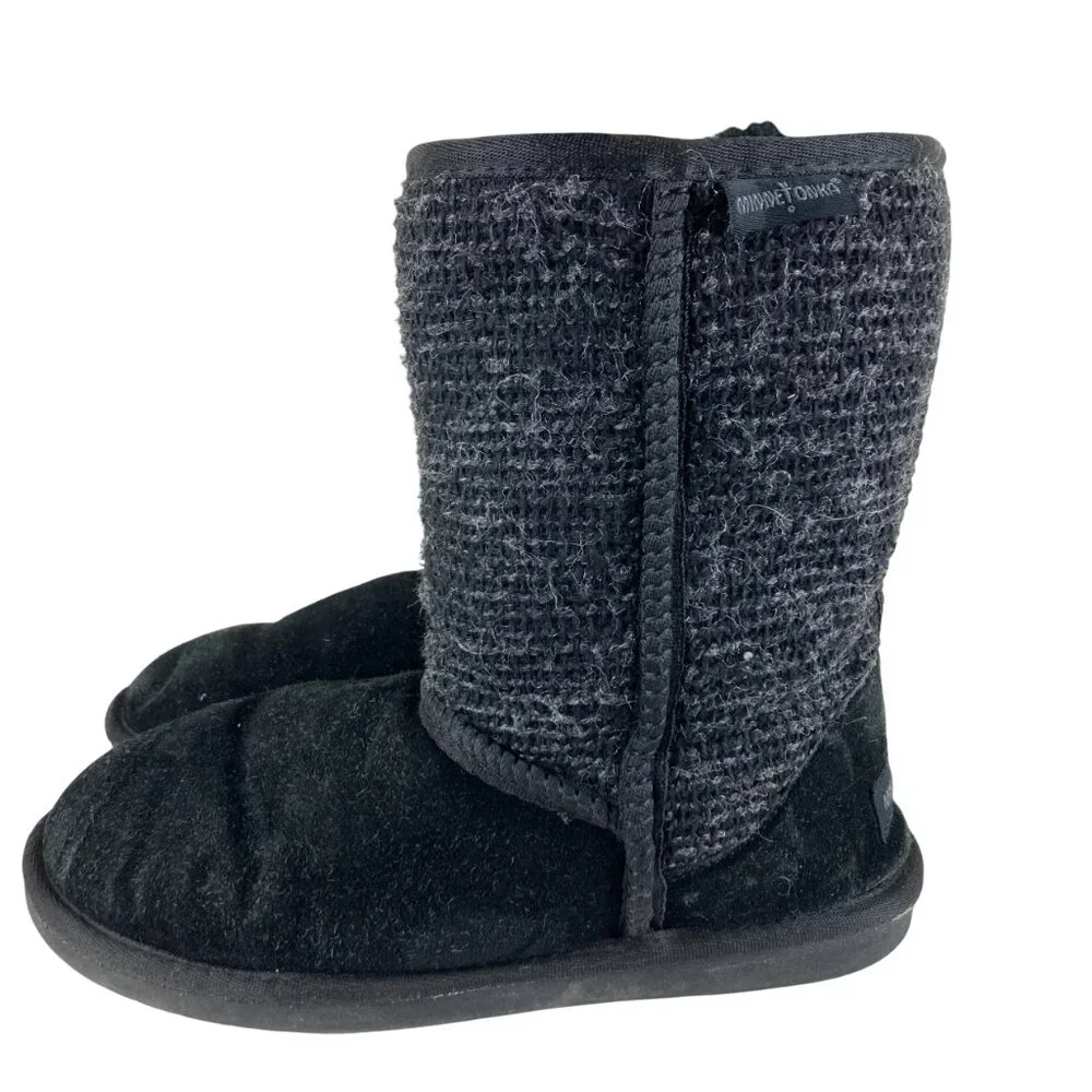 Minnetonka women sz